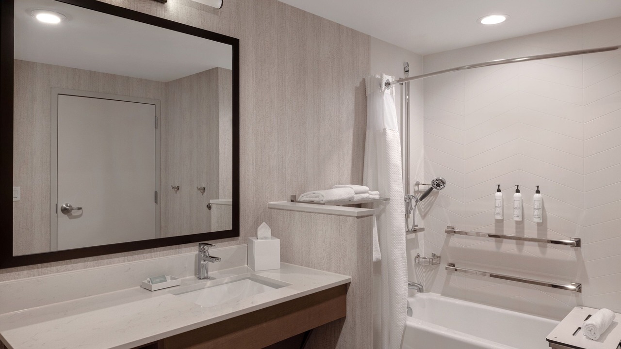 Photo of Bathroom in Downtown Minneapolis
