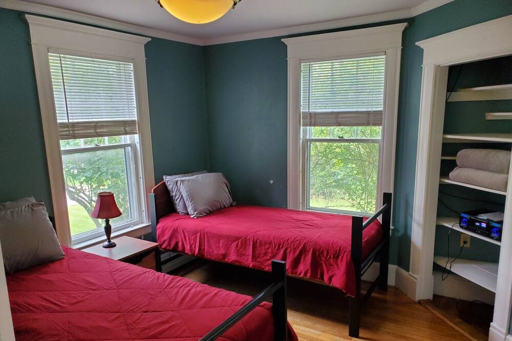 Photo of Bedroom in Lyndon Center