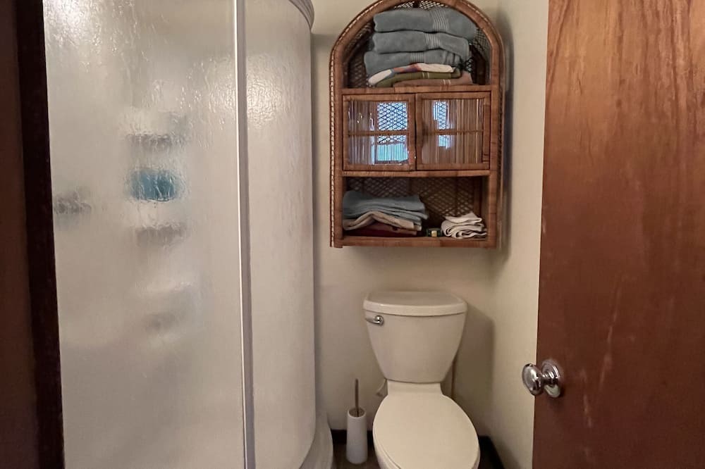 Photo of Bathroom in Lake Pleasant