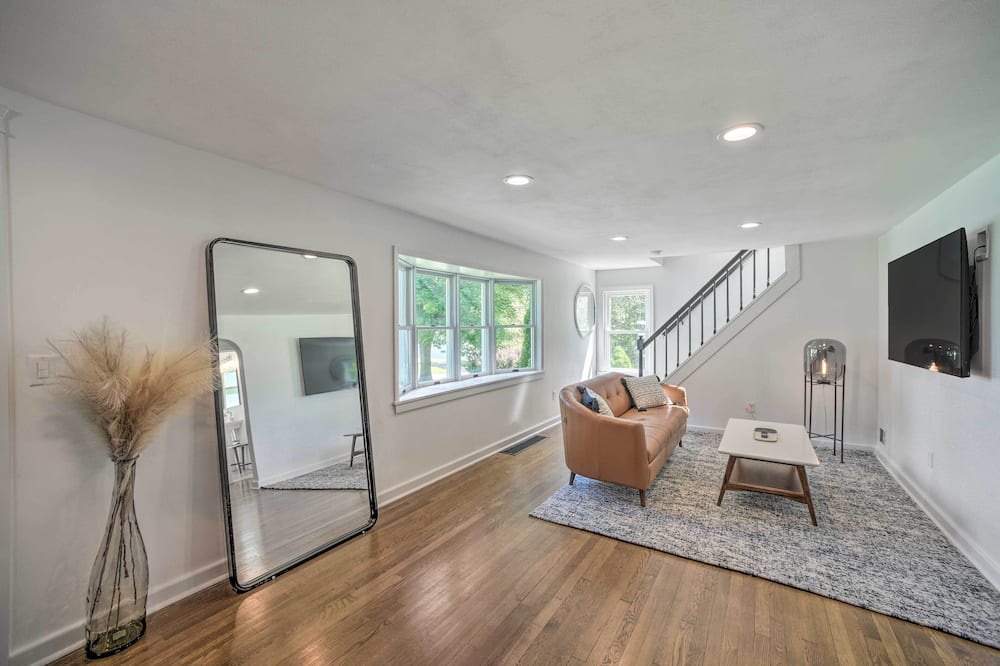 Photo of Livingroom in Whitesboro