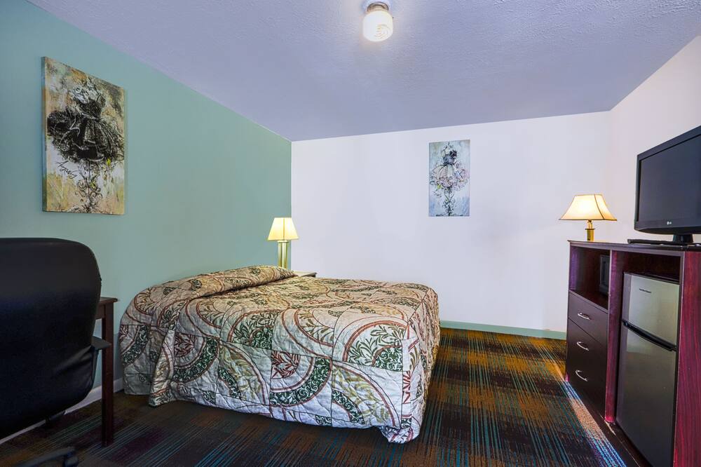 Photo of Bedroom in Blue Jay
