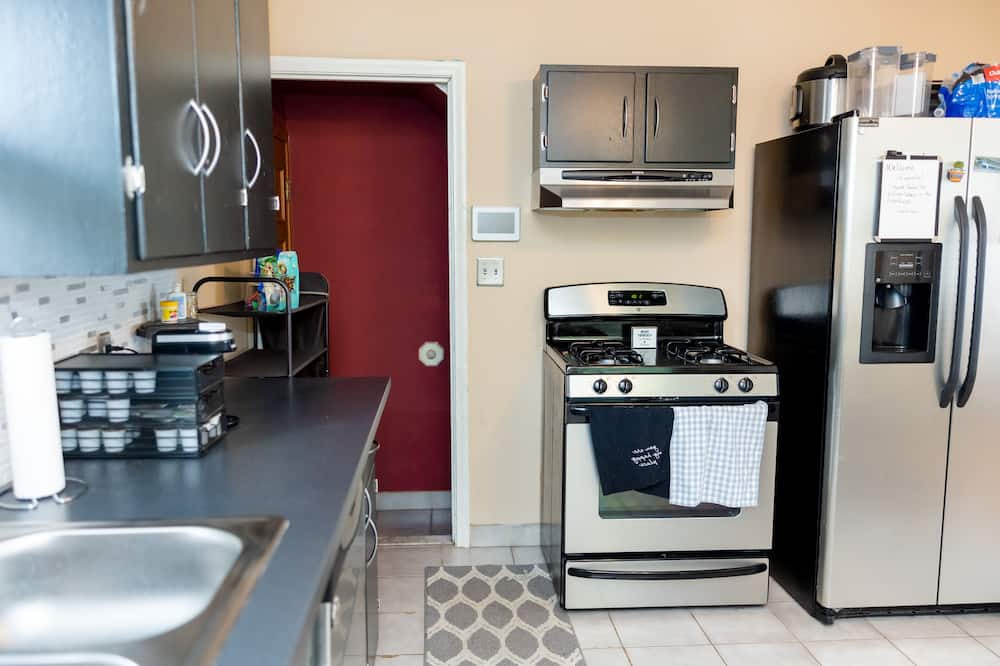 Photo of Kitchen in East Bloomington