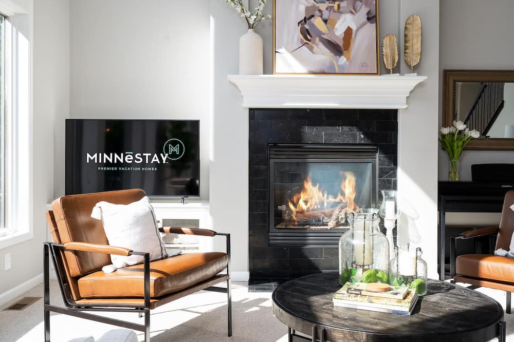 Photo of Livingroom in Little Canada