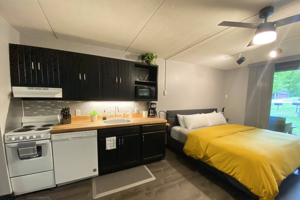 Photo of Bedroom in Jeffersonville