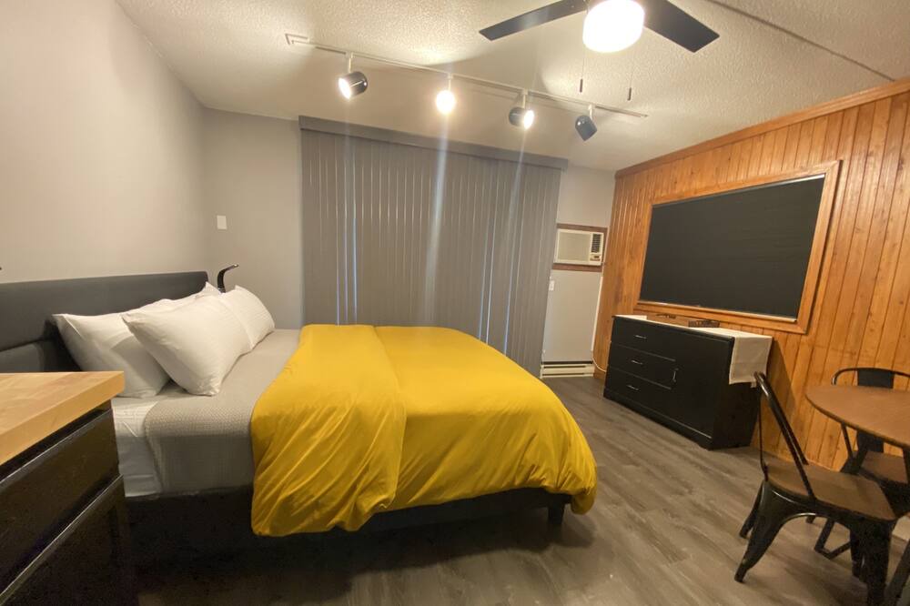 Photo of Bedroom in Jeffersonville