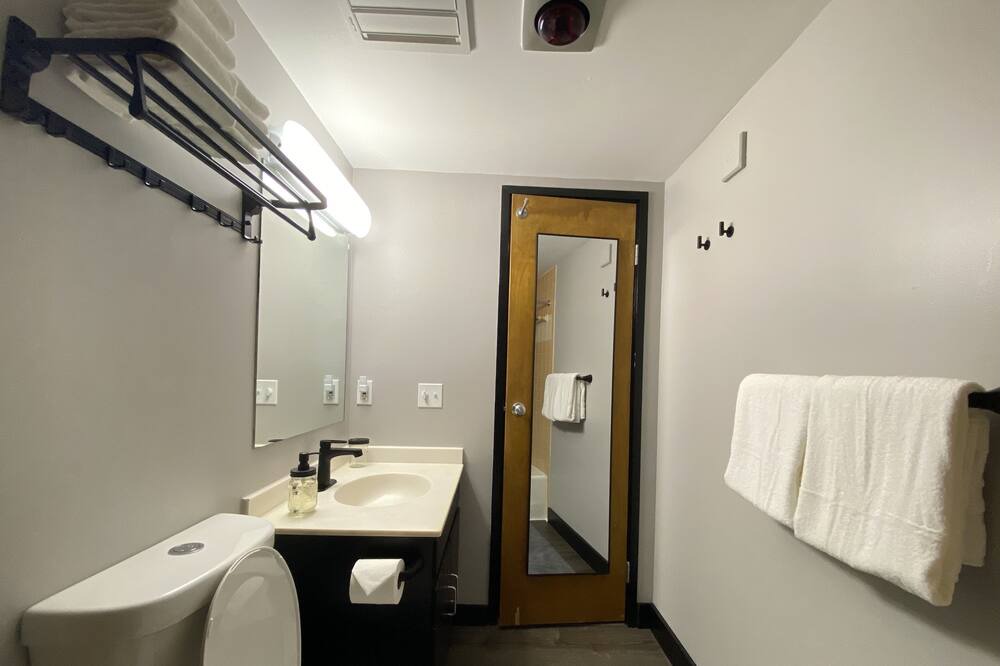 Photo of Bathroom in Jeffersonville