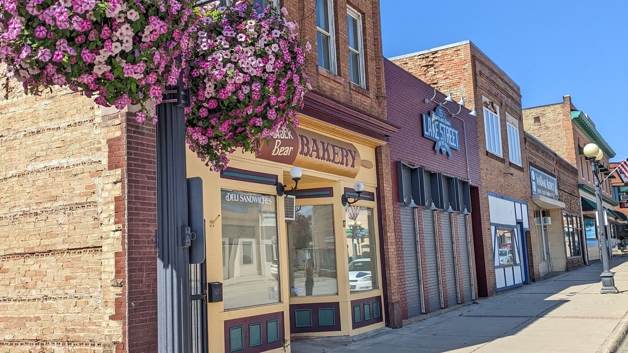 Photo of Outdoor in Chisholm