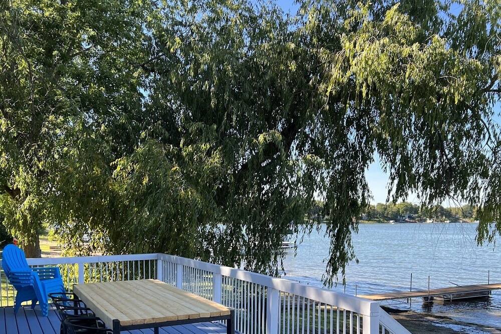 Photo of Patio Balcony in Lindstrom