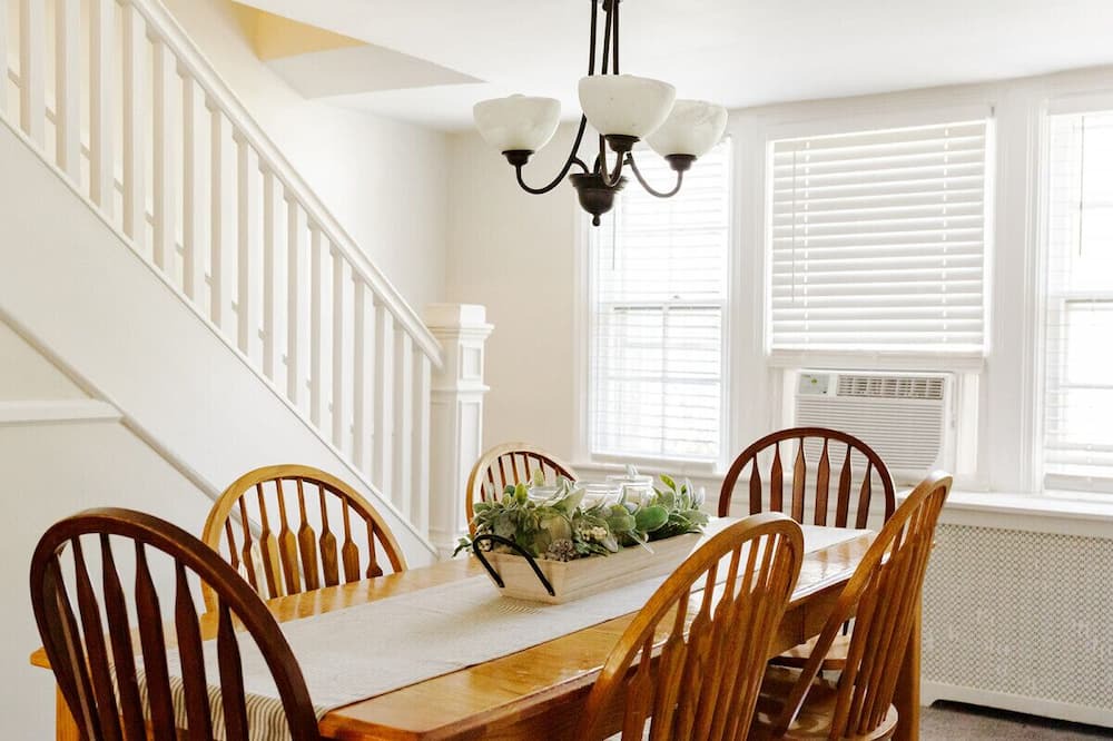 Photo of Livingroom in Williamsport