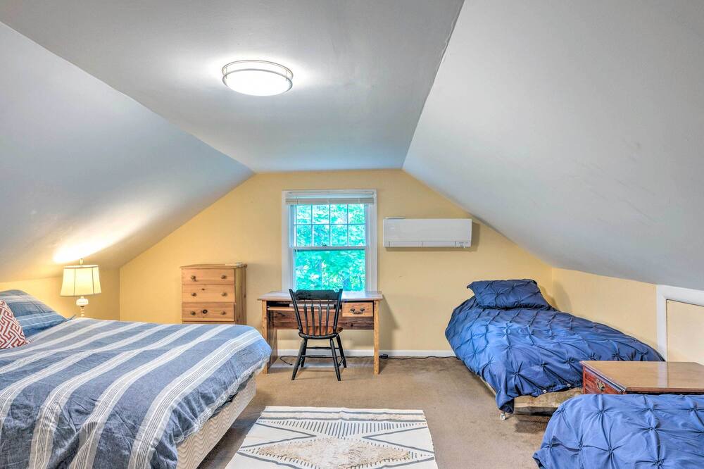 Photo of Bedroom in Hebron