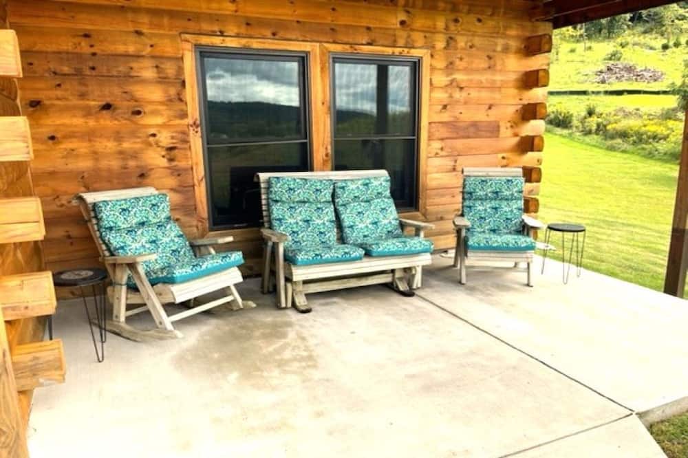 Photo of Patio Balcony in Goldbond