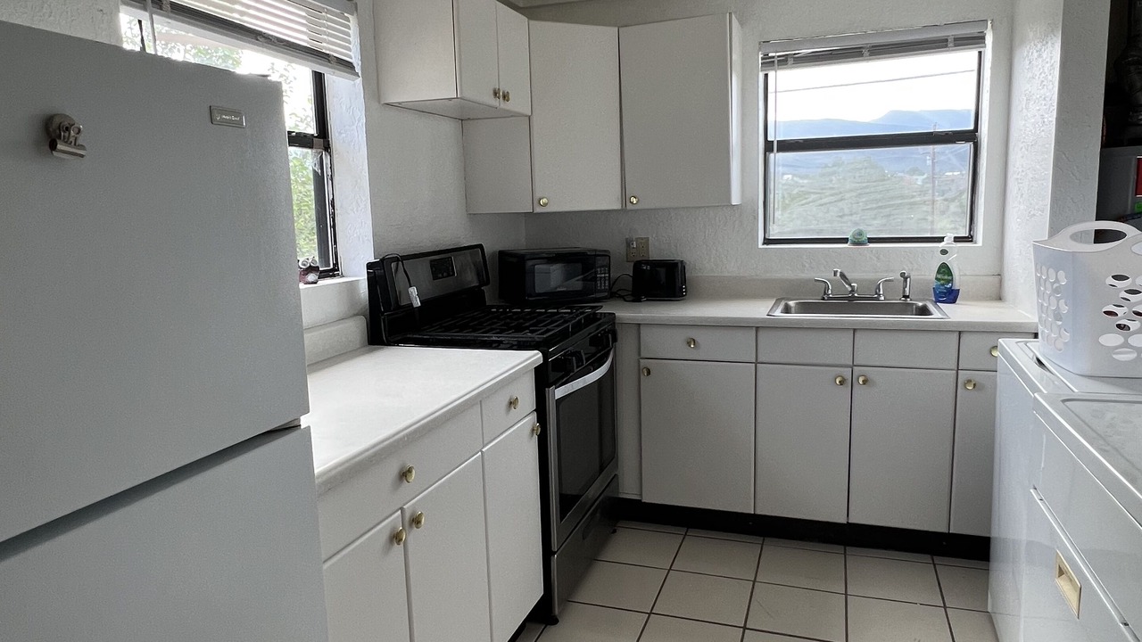 Photo of Kitchen in Sandia Knolls