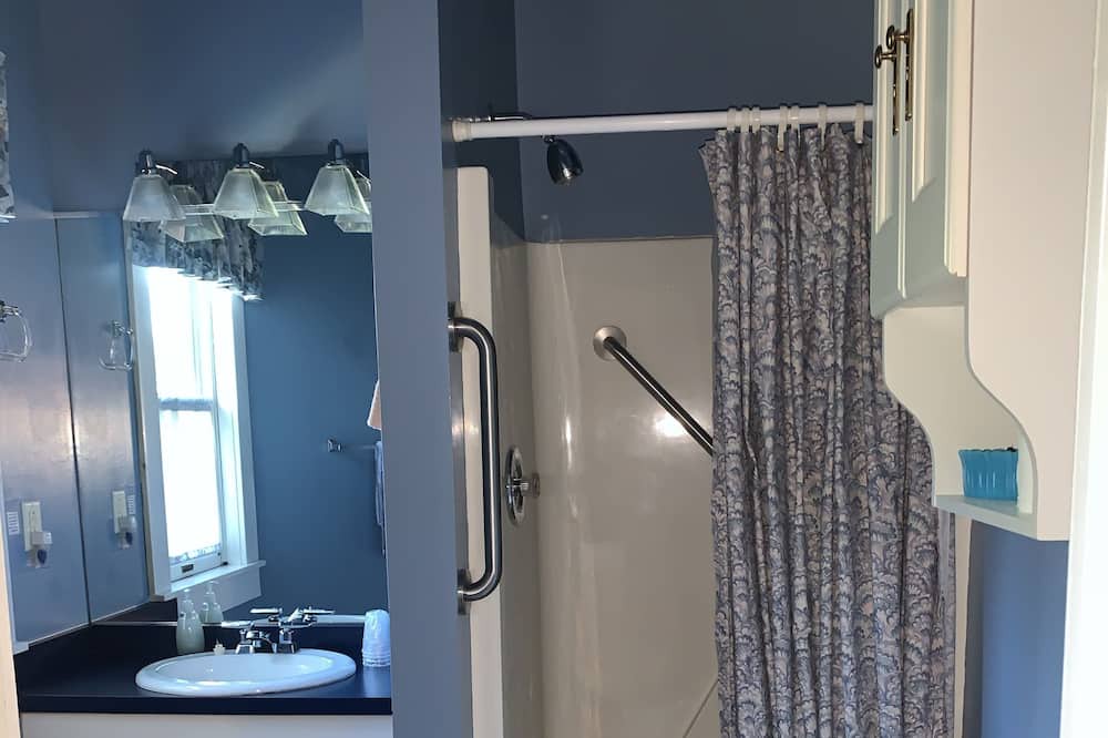 Photo of Bathroom in Brockport