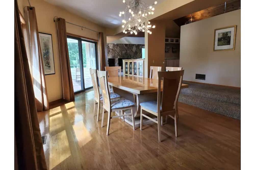 Photo of Kitchen in Minnetonka
