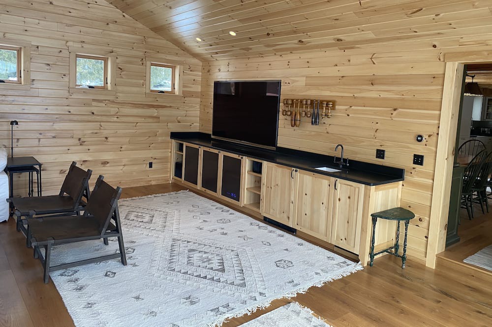 Photo of Livingroom in Bomoseen