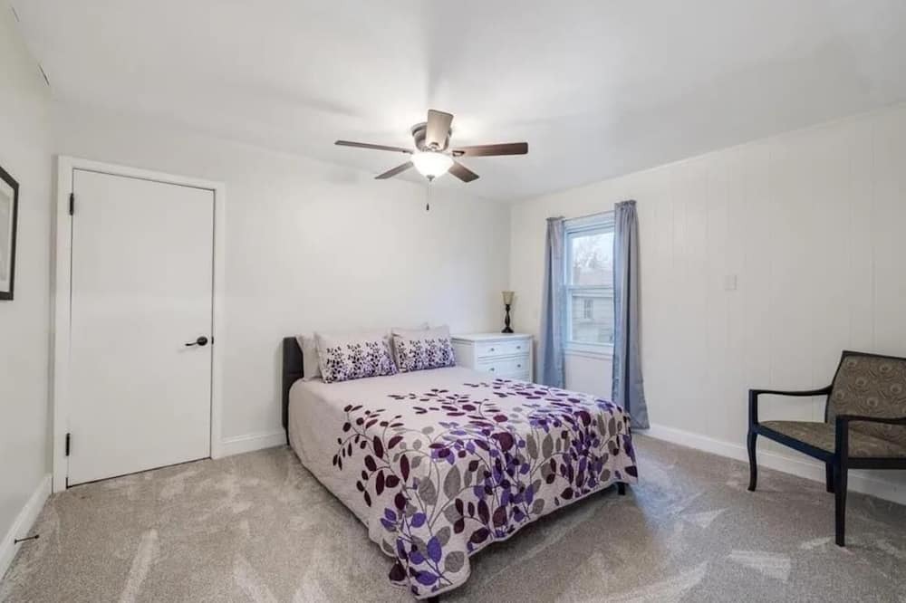 Photo of Bedroom in Saint Paul Park
