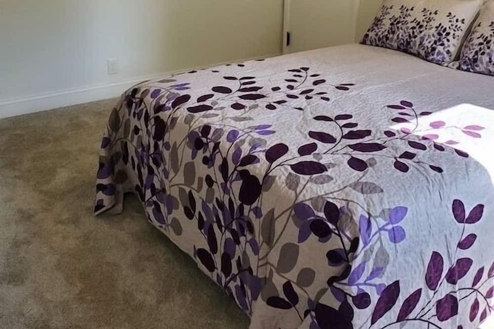 Photo of Bedroom in Saint Paul Park