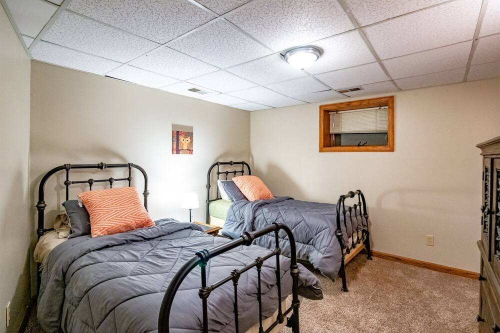 Photo of Bedroom in Old Timberline