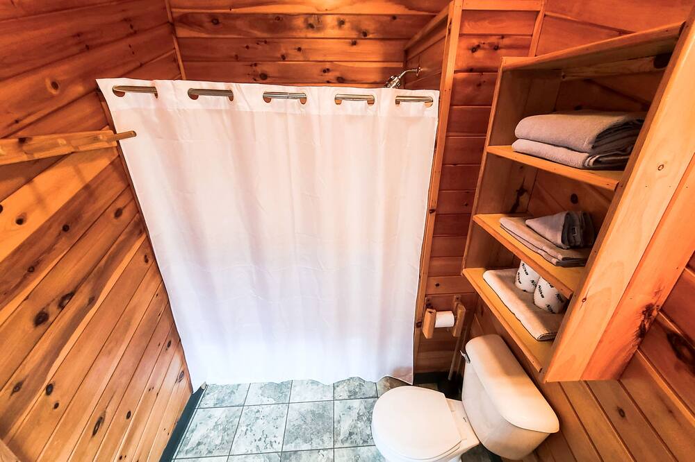 Photo of Bathroom in Chief Lake