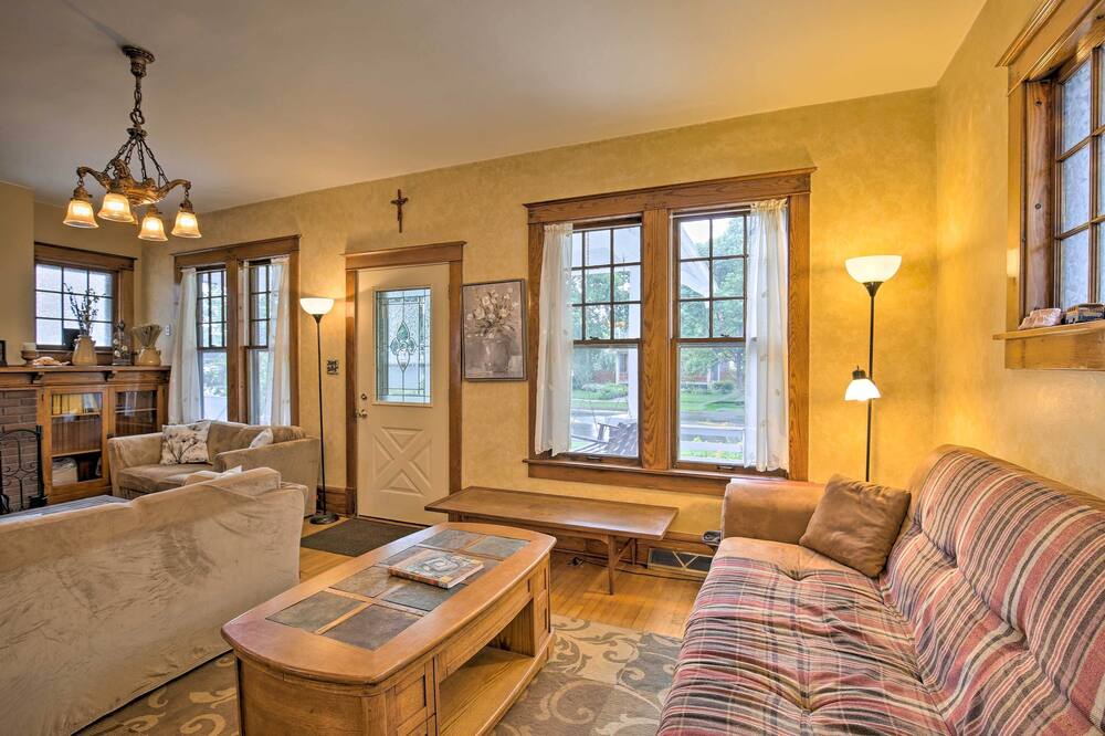 Photo of Livingroom in Eau Claire