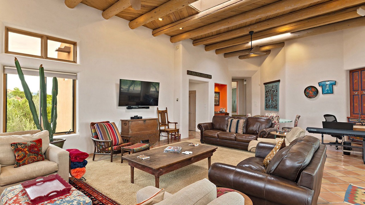 Photo of Livingroom in Santa Fe
