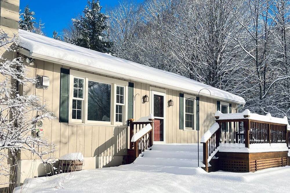 Photo of Outdoor in Woodstock