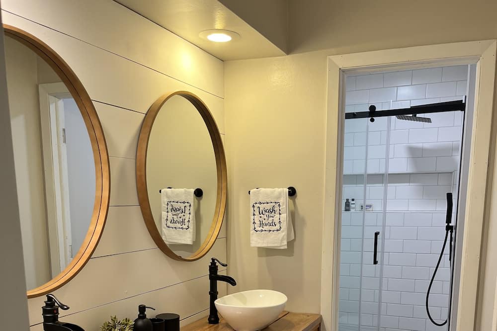 Photo of Bathroom in Eden Prairie