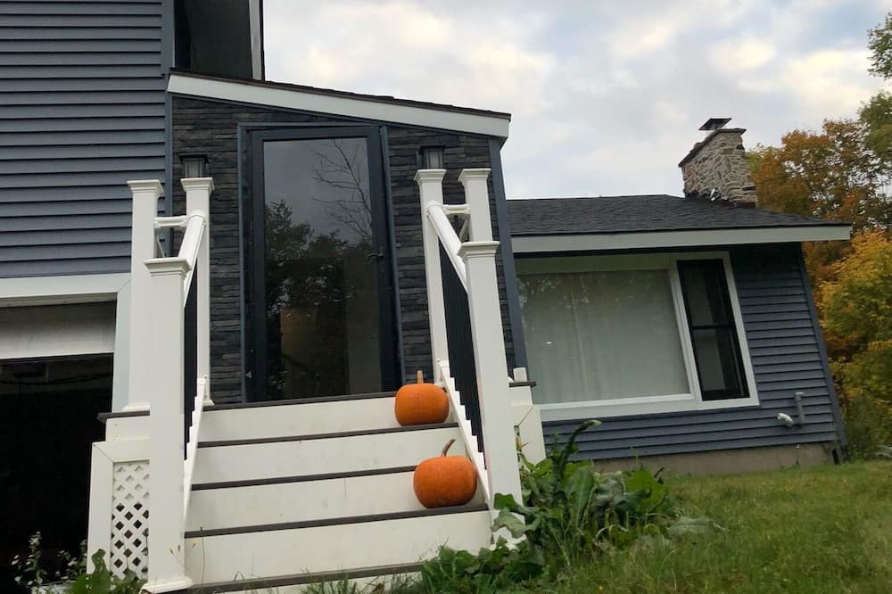 Photo of Outdoor in Hinsdale
