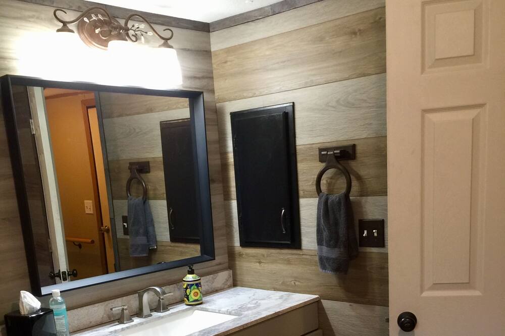 Photo of Bathroom in Schuyler Falls