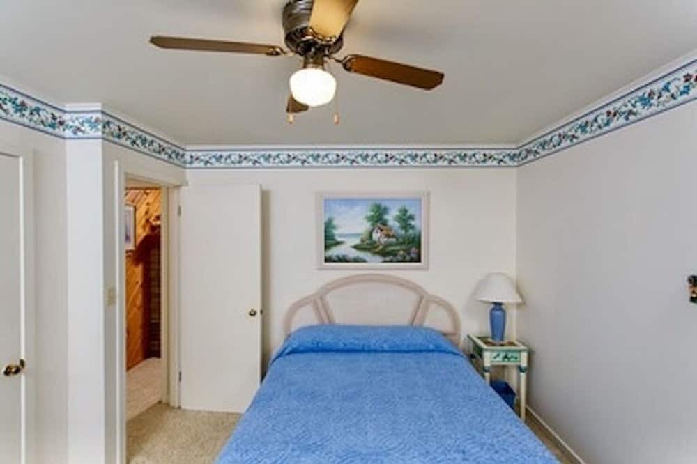 Photo of Bedroom in Egg Harbor