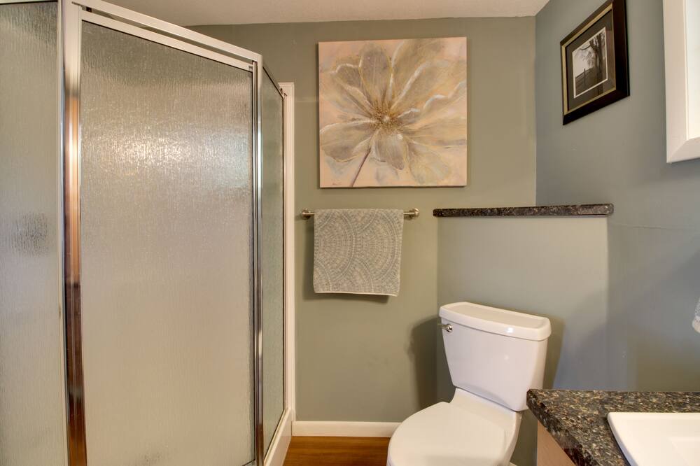 Photo of Bathroom in Watab