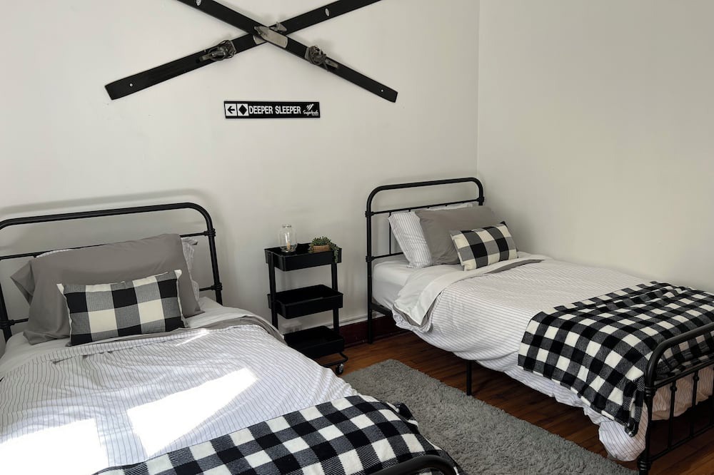 Photo of Bedroom in Duxbury