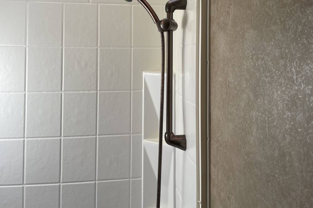 Photo of Bathroom in Aztec