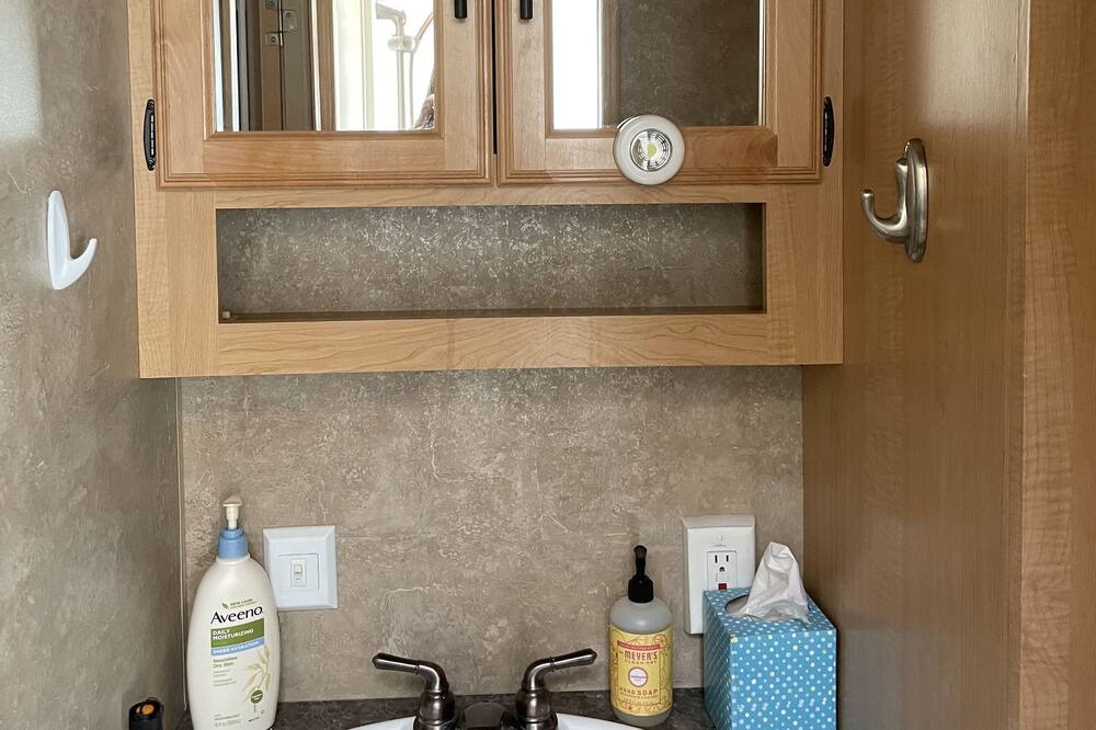 Photo of Bathroom in Aztec
