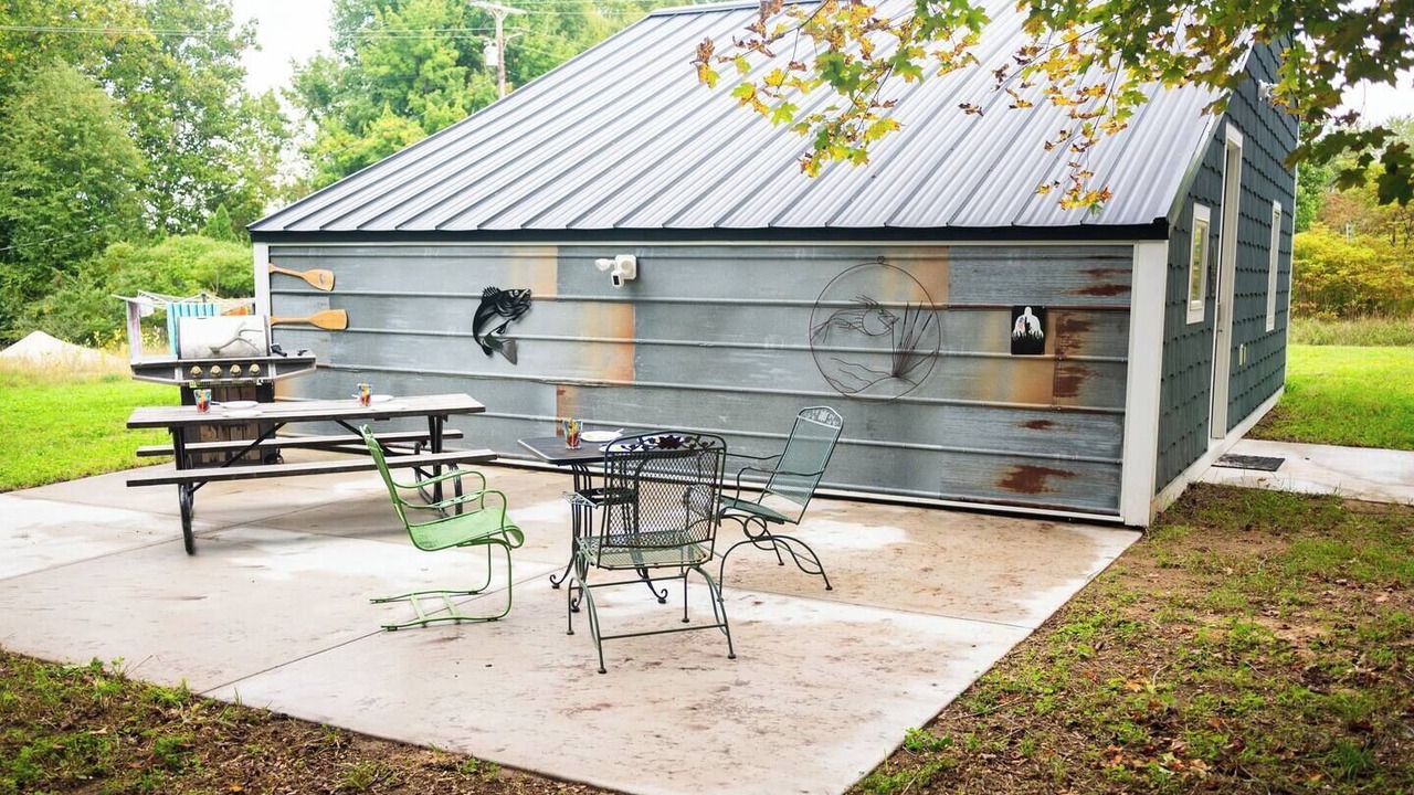 Photo of Outdoor in Bloomingdale