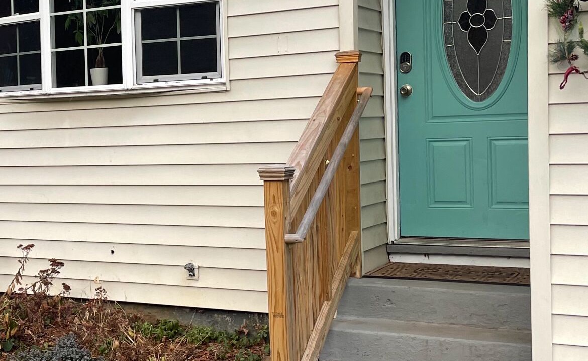Photo of Outdoor in Maple Hill