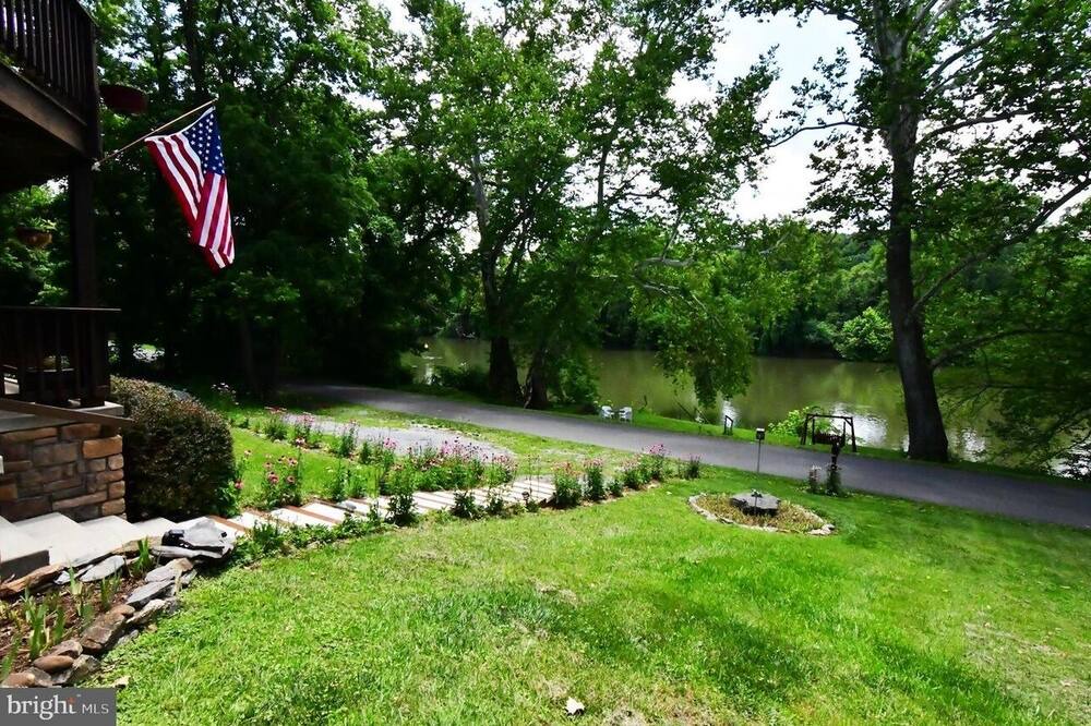 Photo of Outdoor in Berryville