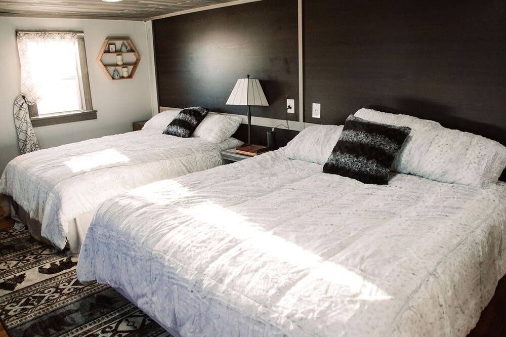 Photo of Bedroom in Elkader
