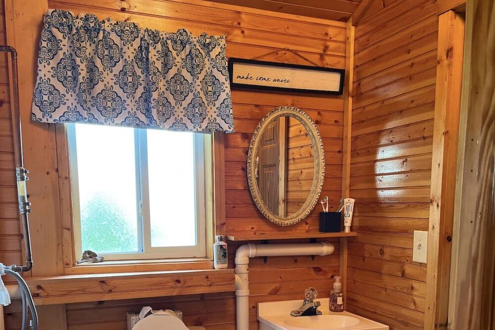 Photo of Bathroom in Alburg