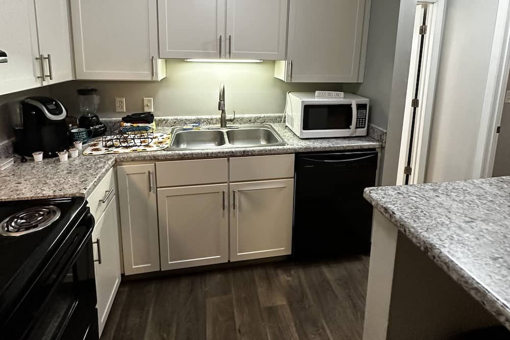 Photo of Kitchen in West Bloomington