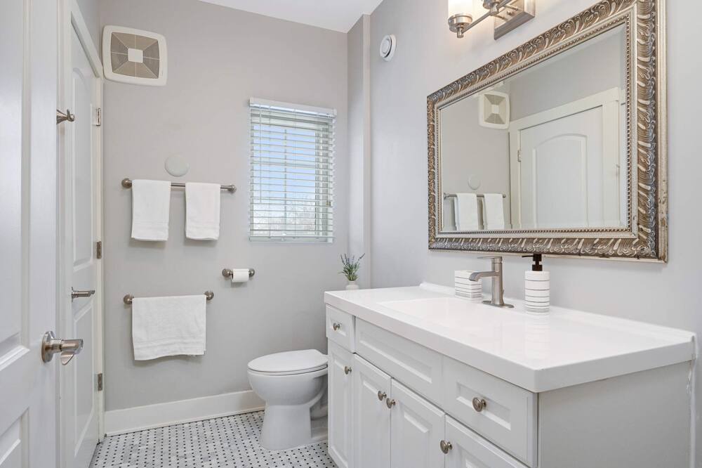 Photo of Bathroom in Lowry Hill East