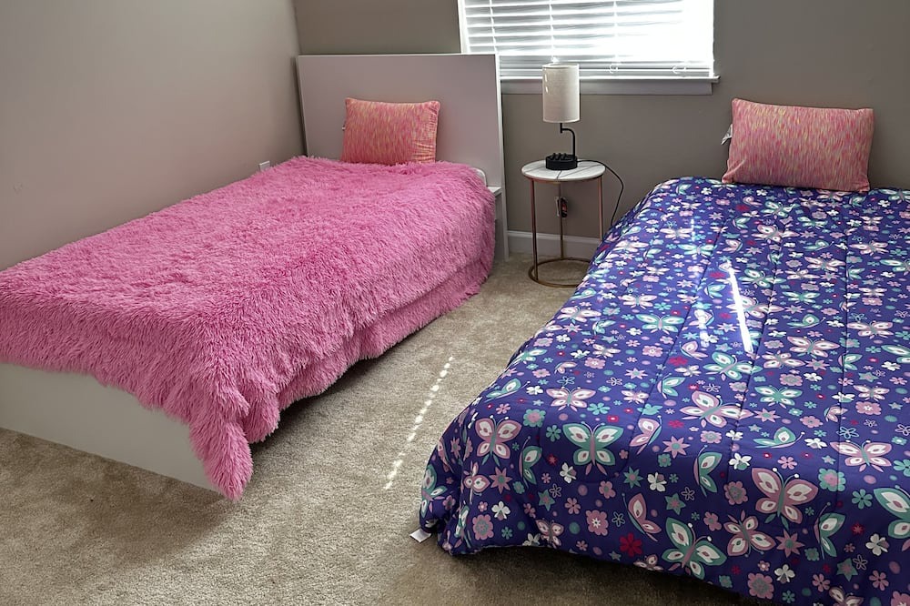 Photo of Bedroom in Simpsonville