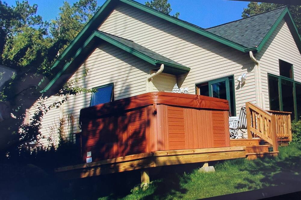 Photo of Outdoor in Ponsford