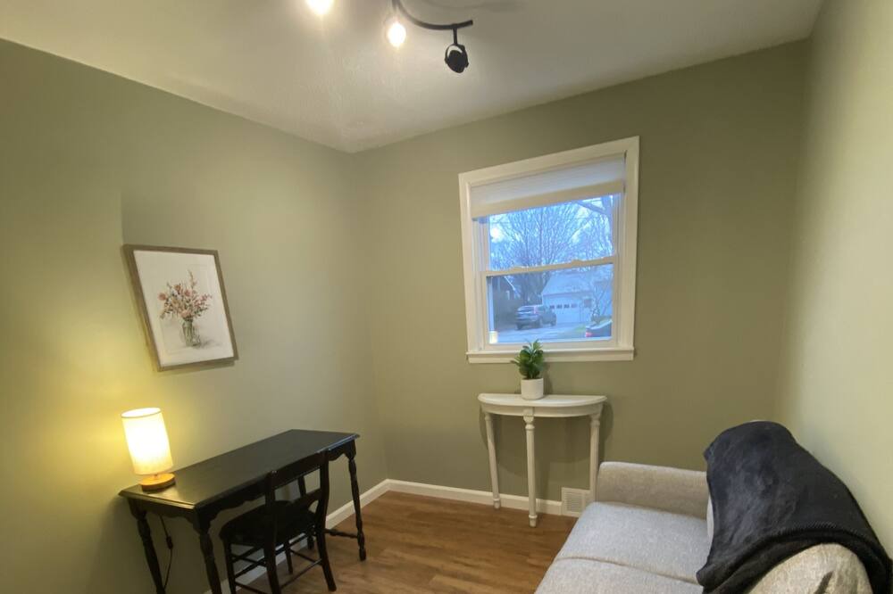 Photo of Bedroom in New North End