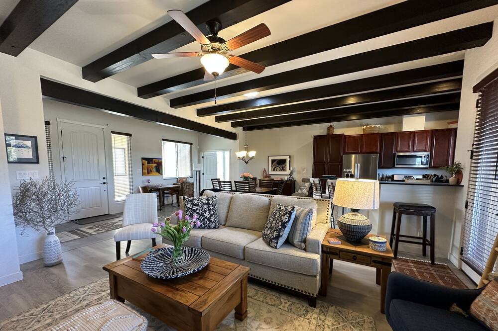 Photo of Livingroom in Santa Fe