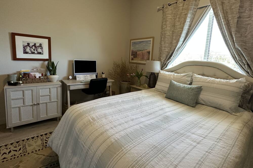 Photo of Bedroom in Santa Fe