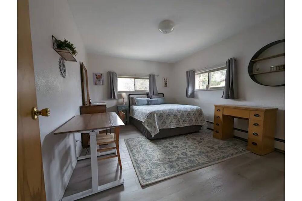 Photo of Bedroom in Rainsville