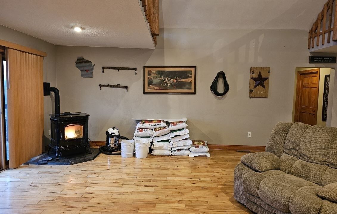 Photo of Livingroom in Richland Center