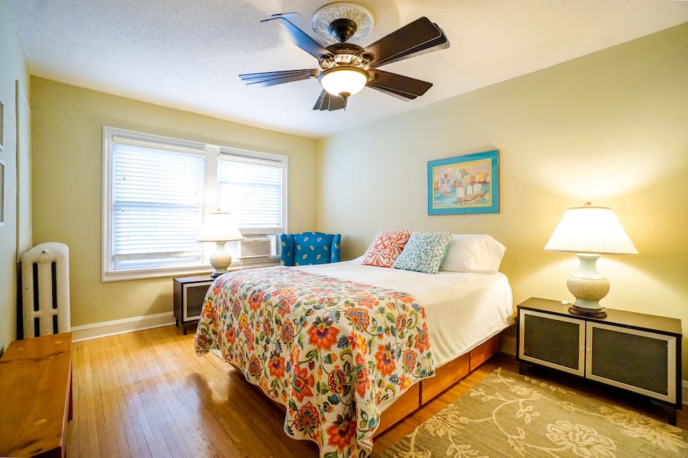 Photo of Bedroom in Kingfield