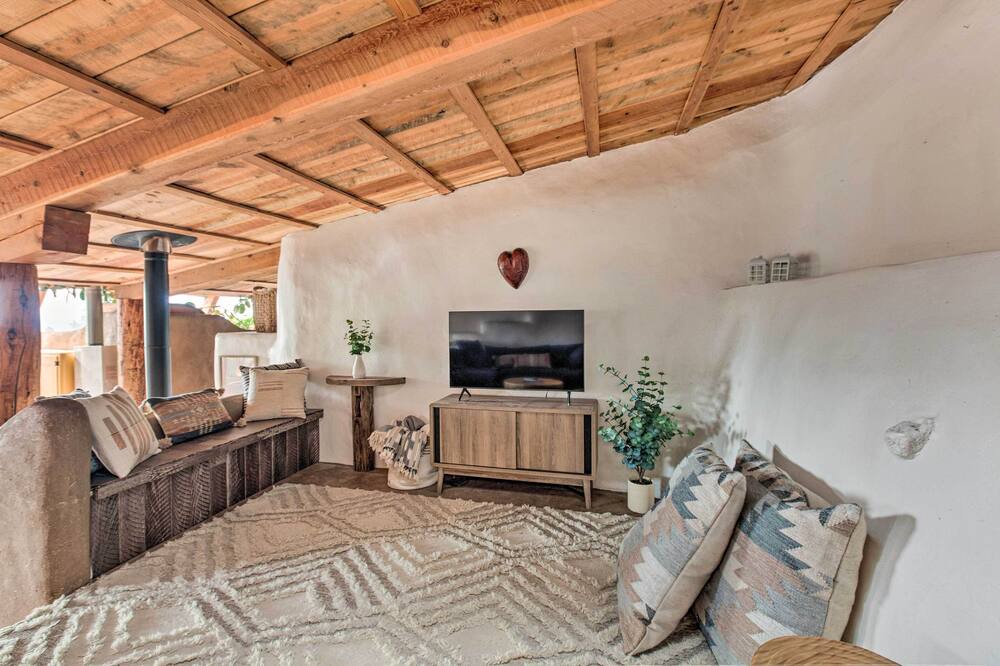 Photo of Livingroom in Valdez